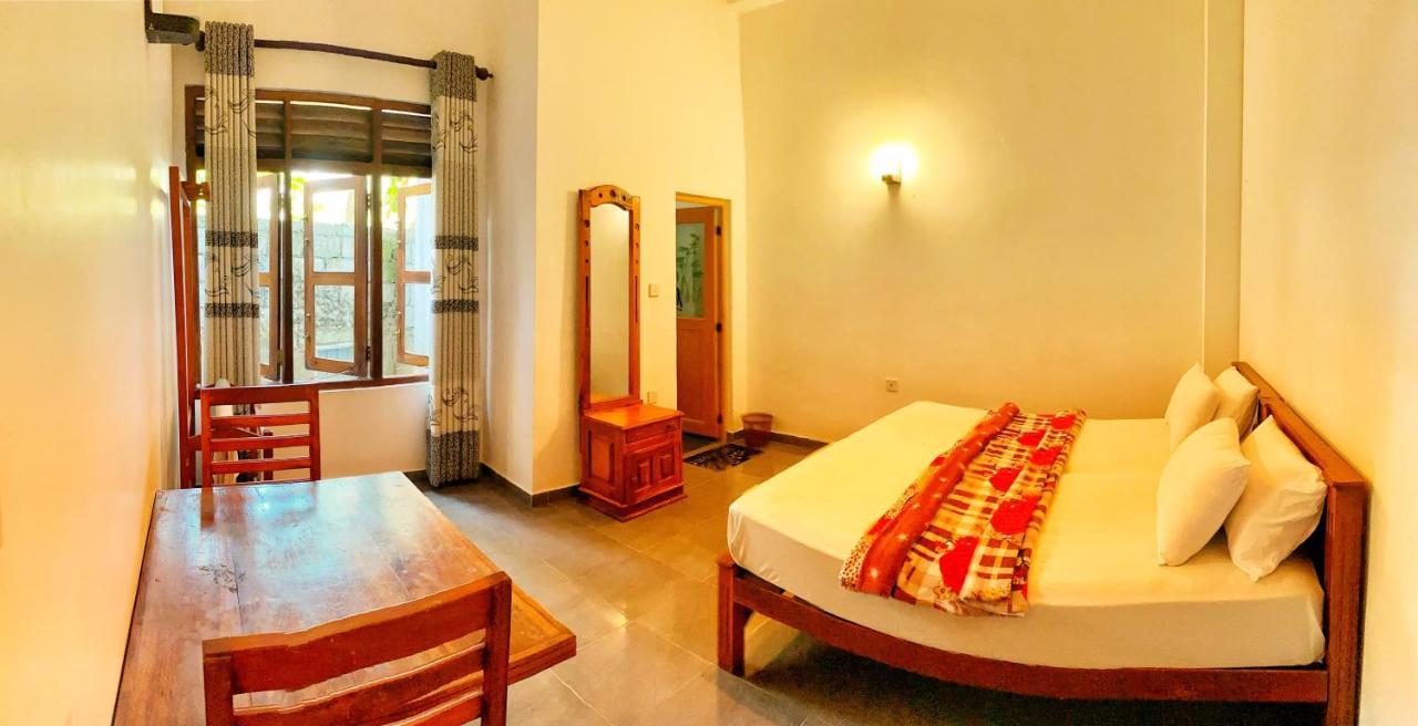 Adams Peak Inn Nallathanniya Luaran gambar