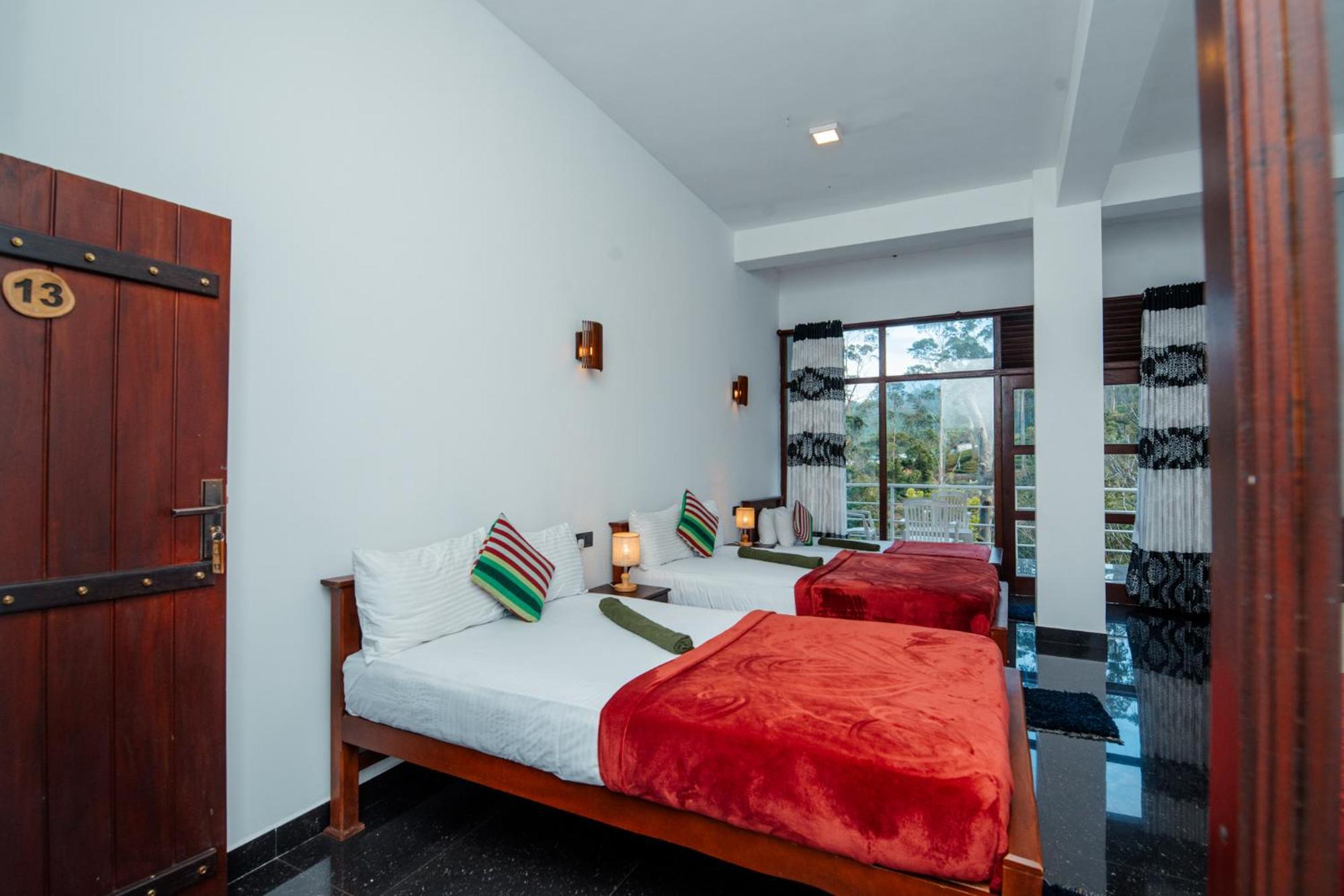 Adams Peak Inn Nallathanniya Luaran gambar