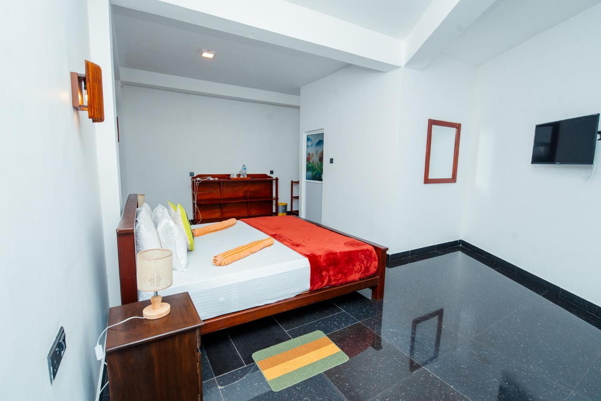 Adams Peak Inn Nallathanniya Luaran gambar