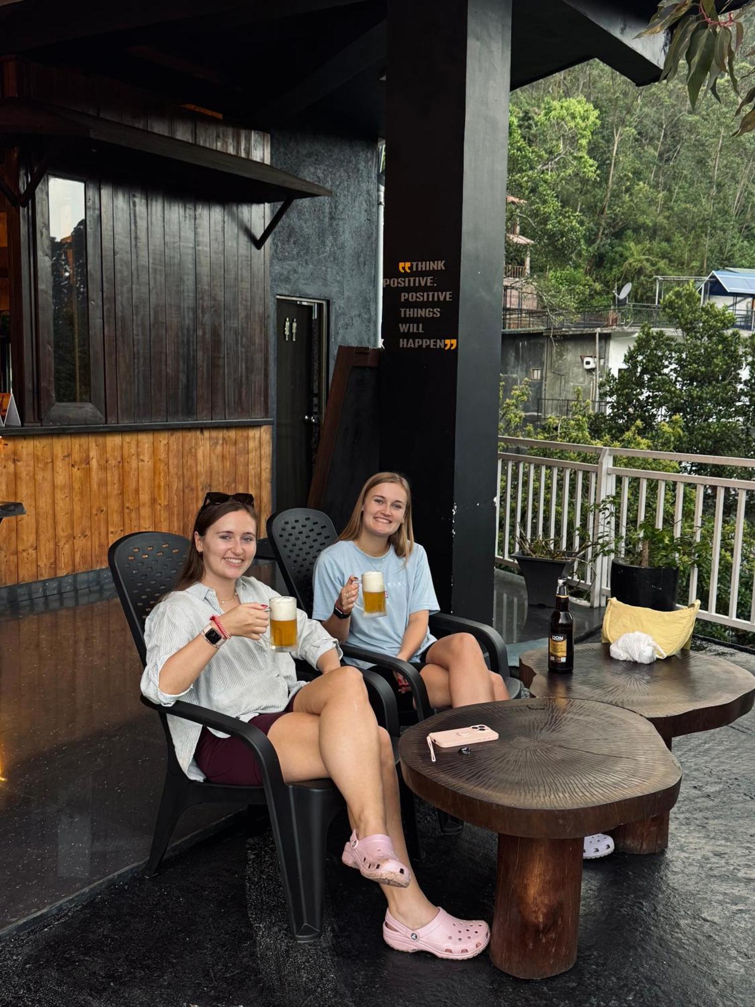 Adams Peak Inn Nallathanniya Luaran gambar