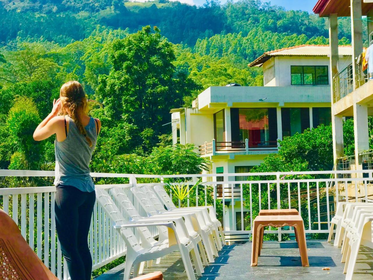 Adams Peak Inn Nallathanniya Luaran gambar